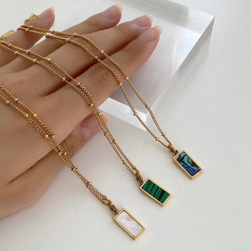 Rectangle malachite necklace
